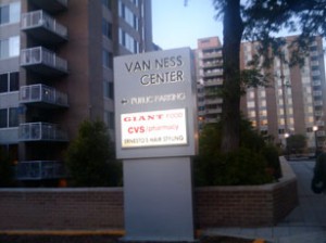 van-ness-parking-sm