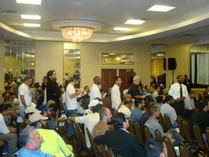 R.E.A.L.'s Jeffrey Imm Waiting to Query Hizb ut-Tahrir Leaders at Conference