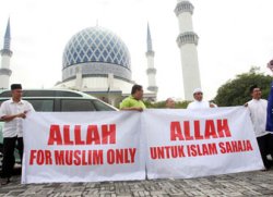 Malaysia: Muslim protests after Friday prayers following church attacks  (Photo: Catholic Herald)