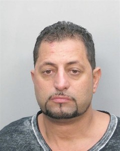 Mansor Mohammad Asad of Toledo, Ohio, Claimed to be Palestinian, Called to "Kill All The Jews" on Northwest Airlines flight to Detroit (Photo: AP / Miami Dade Police Department)