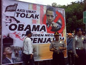 Anti-Democracy, Supremacist Group Hizb ut-Tahrir Leads Protests Against Barack Obama