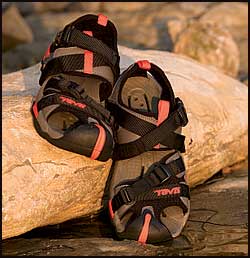 sandals-rock