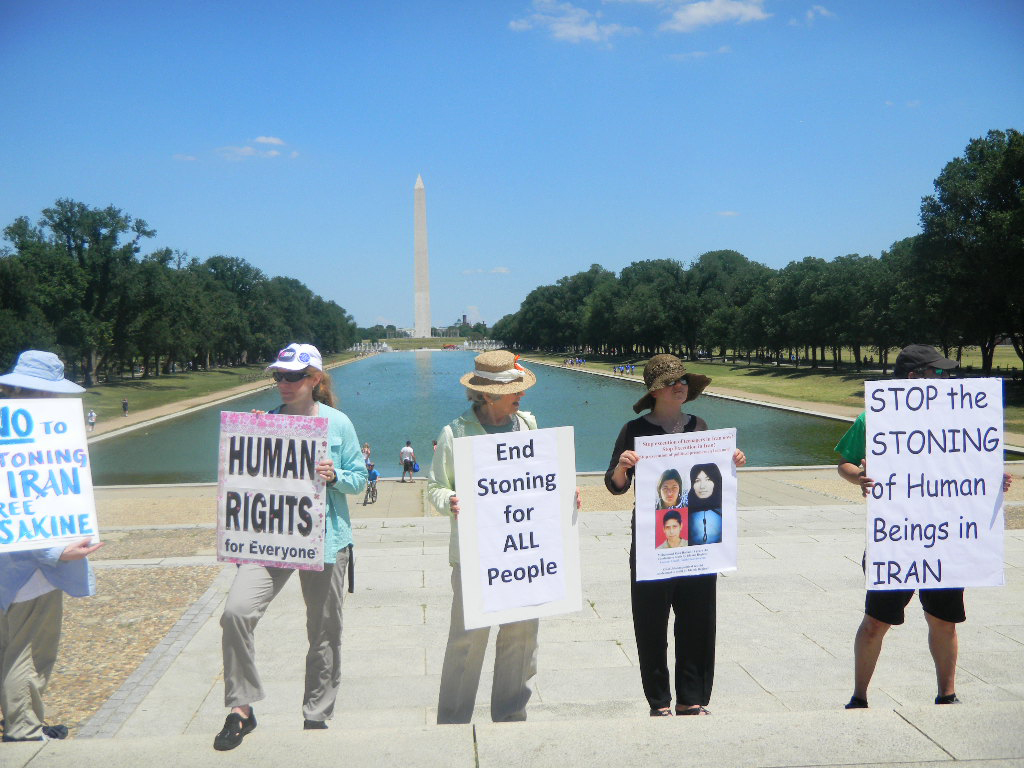 United4Equality at Lincoln Memorial on July 11, 2010 - Standing with Human Rights Activists Defying Stoning (Carolyn Cook - far left, and Maureen Gehring - left) 