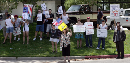 Temecula, California Anti-Mosque Protesters (Photo: Press-Enterprise, Terry Pierson)