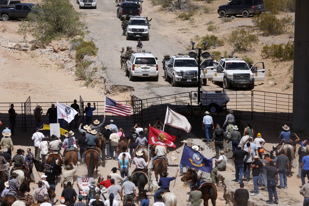 Bundy Armed Terrorists and "Oath Keepers" Anti-Government Groups at Cliven Bundy Ranch in Nevada